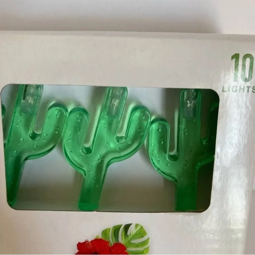 Garden Party Cactus Light Set - Green LED #10